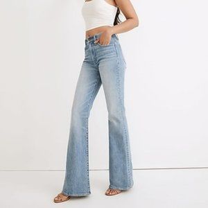 The Perfect Vintage Flare Jean in Delavan Wash